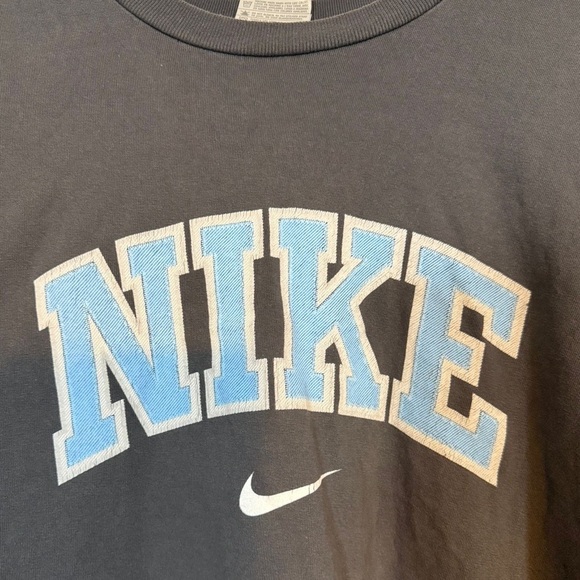 Nike Oversized Arch Logo T-Shirt – Dark Gray – Size XXL - Picture 5 of 5